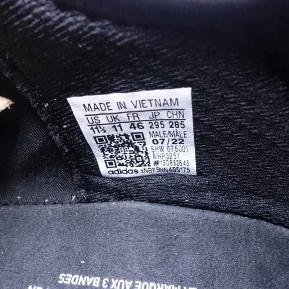 NEW adidas Originals NMD_R1 V2 Sneakers HP3251 Core Black/Gold - Picture 2 of 8